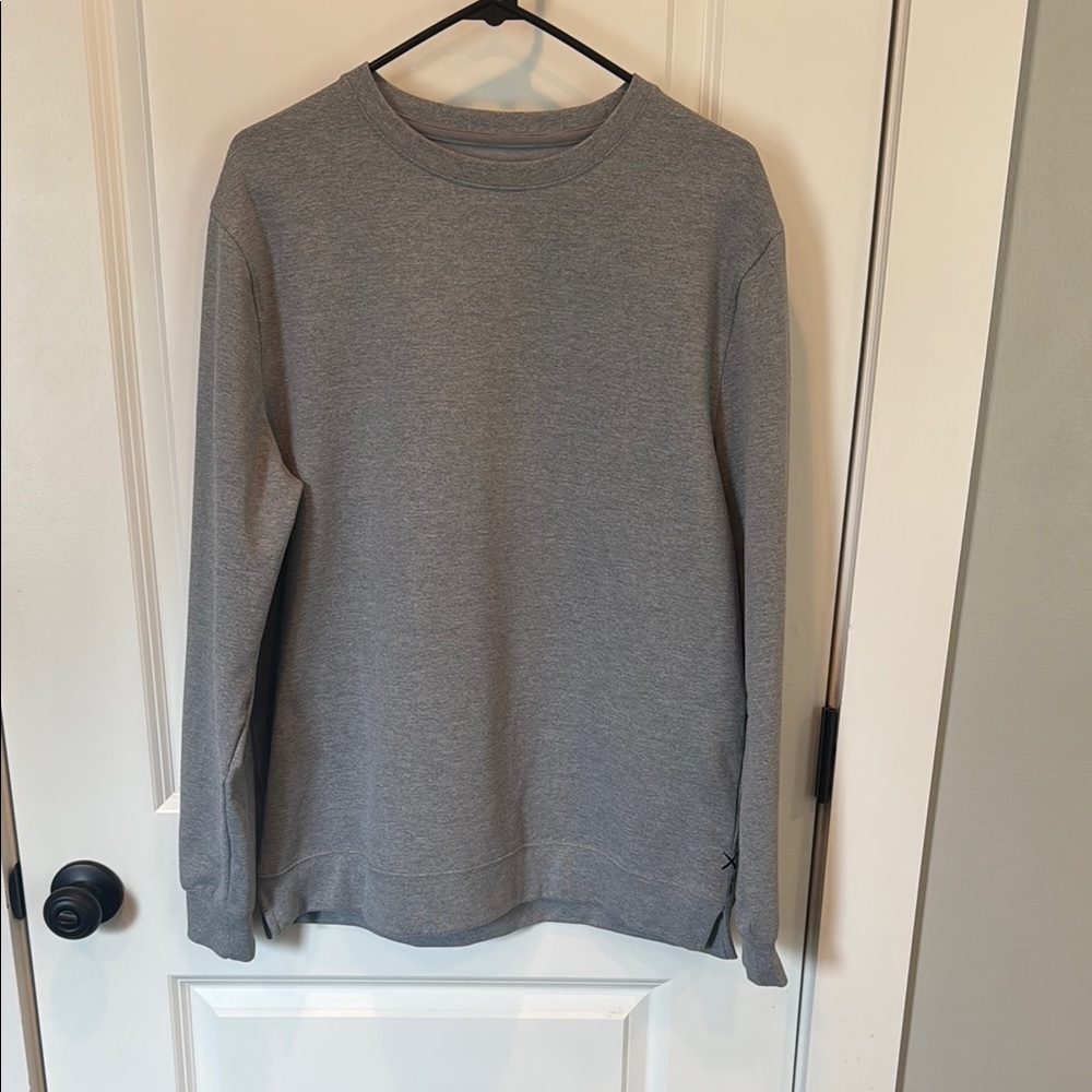 Cuts Clothing Men's Gray Crew Neck Sweatshirt Hyperloop